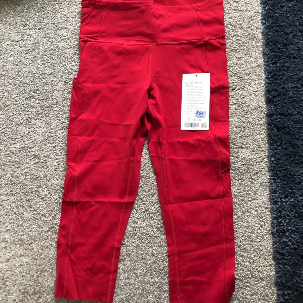 Lululemon Fast and Free Crop 8